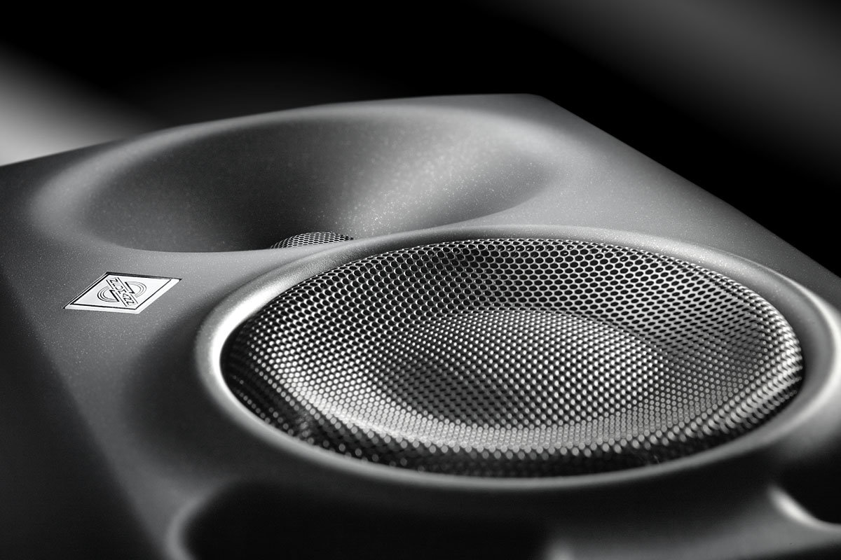 Студийные мониторы Neumann